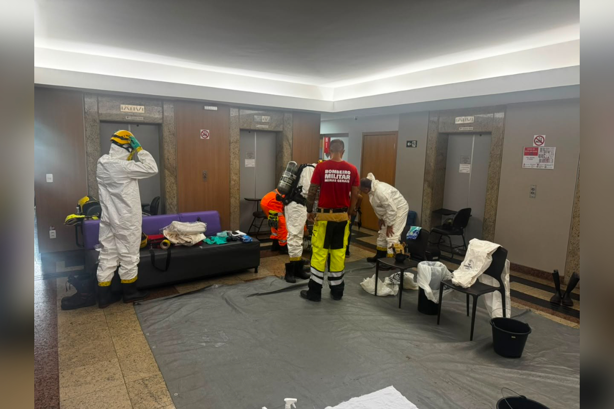 Laboratório tem vazamento químico em BH e 4 funcionárias são socorridas